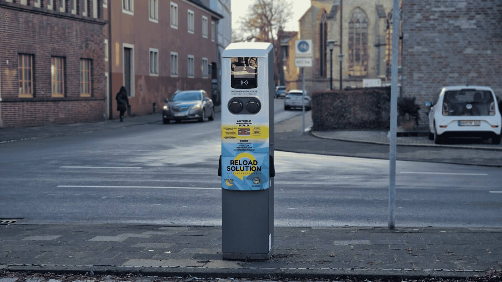 Öffentliches Laden von Elektroautos im Überblick